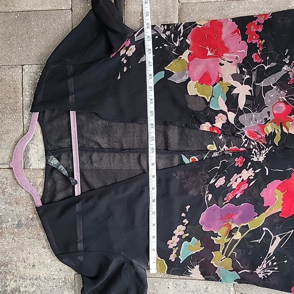 Jessica Simpson Lace Trim Black Floral Sheer Short Kimono Sz M/L - Picture 7 of 9